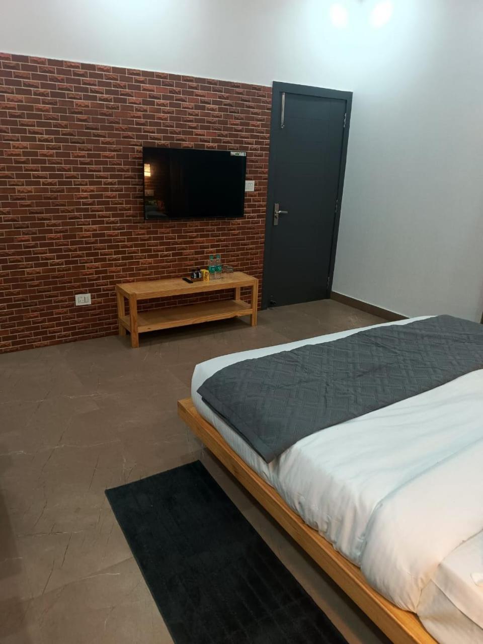 Red Roof Inn Ramnagar  Εξωτερικό φωτογραφία