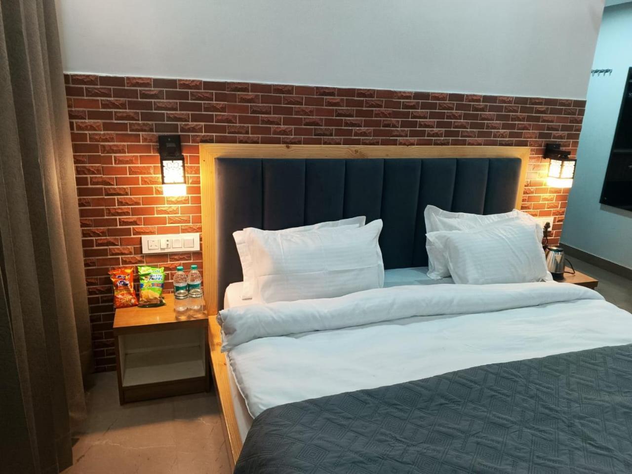 Red Roof Inn Ramnagar  Εξωτερικό φωτογραφία