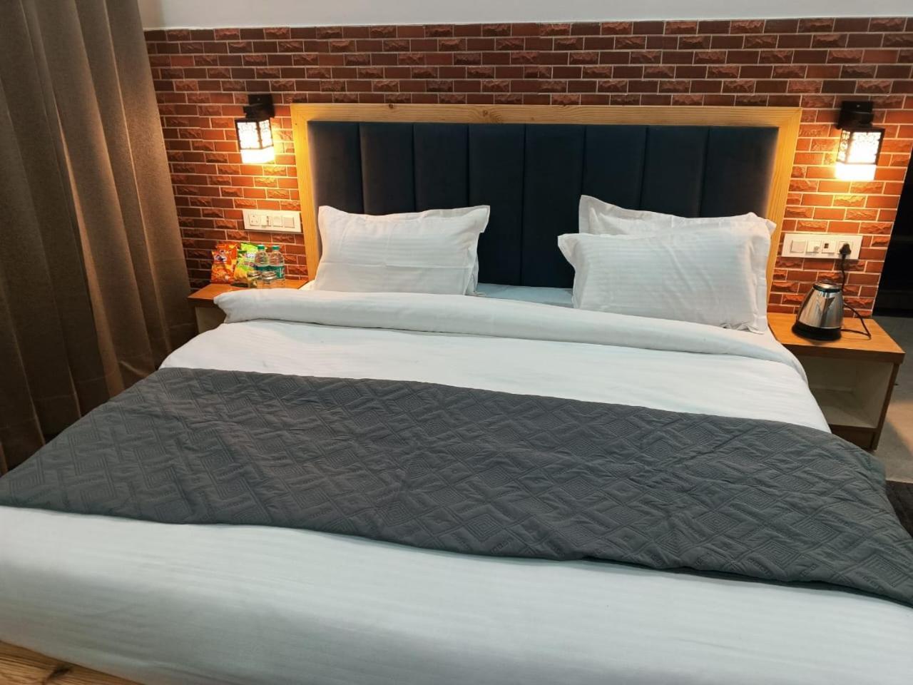 Red Roof Inn Ramnagar  Εξωτερικό φωτογραφία