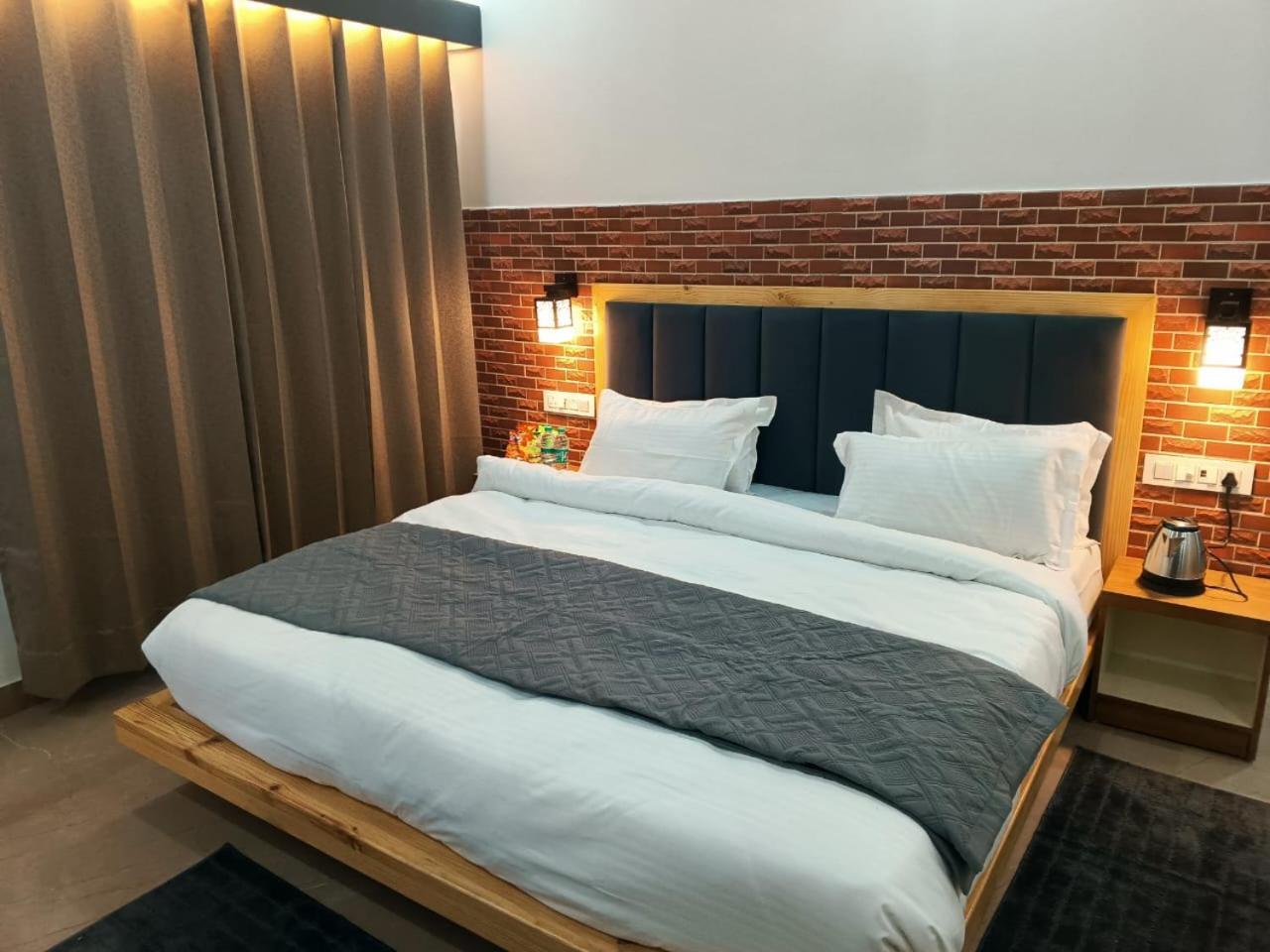 Red Roof Inn Ramnagar  Εξωτερικό φωτογραφία