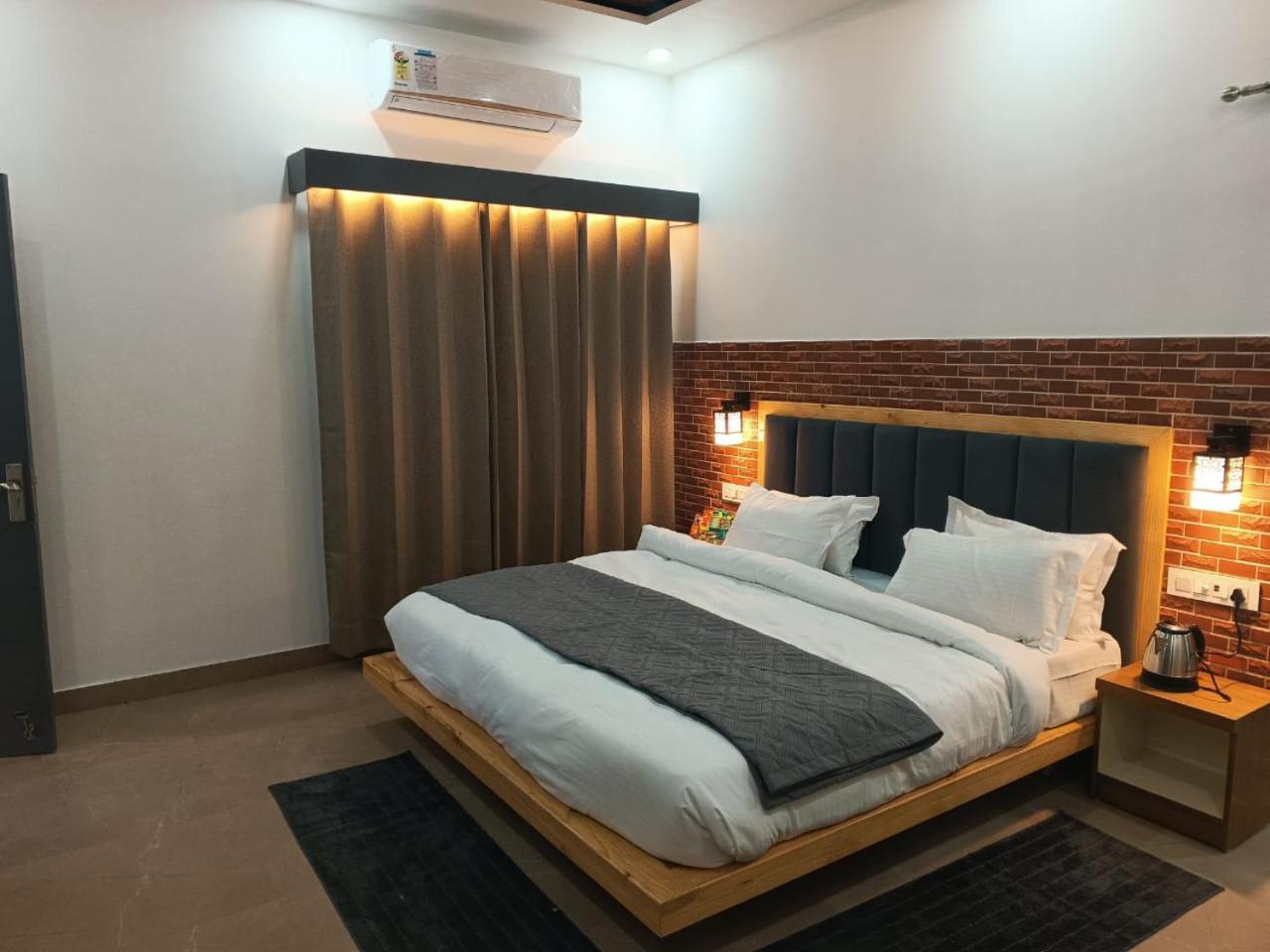 Red Roof Inn Ramnagar  Εξωτερικό φωτογραφία