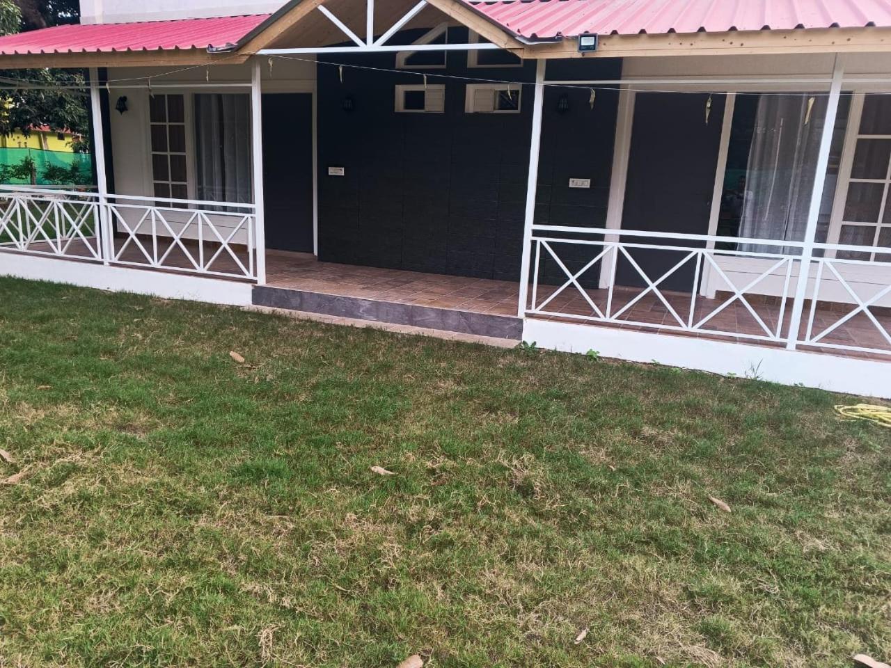 Red Roof Inn Ramnagar  Εξωτερικό φωτογραφία