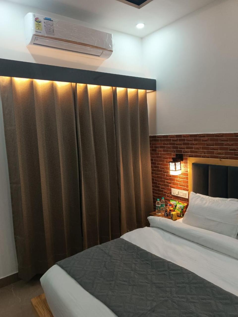 Red Roof Inn Ramnagar  Εξωτερικό φωτογραφία