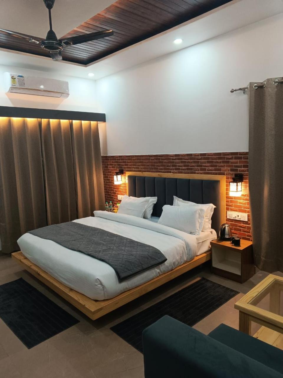 Red Roof Inn Ramnagar  Εξωτερικό φωτογραφία