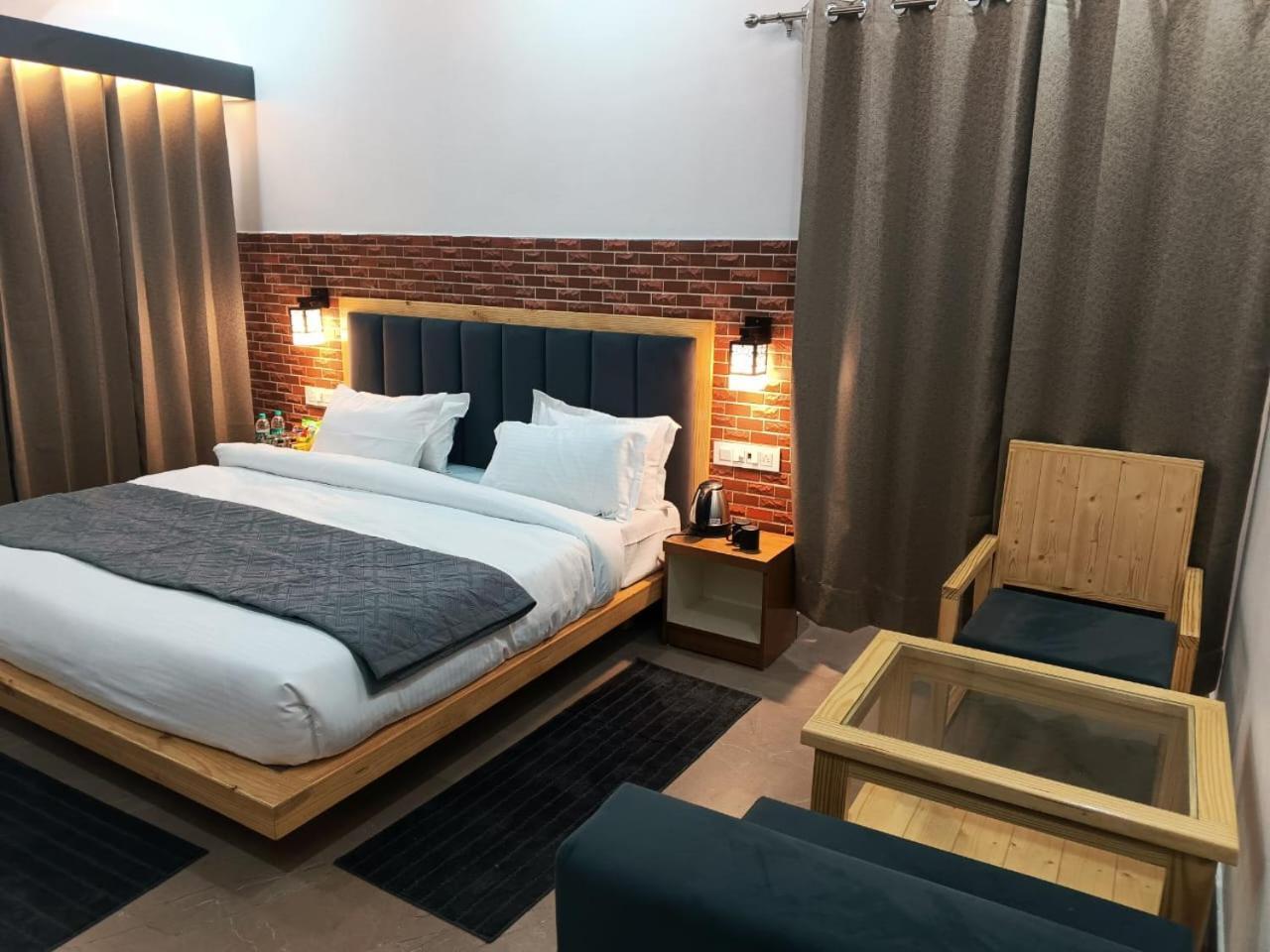 Red Roof Inn Ramnagar  Εξωτερικό φωτογραφία